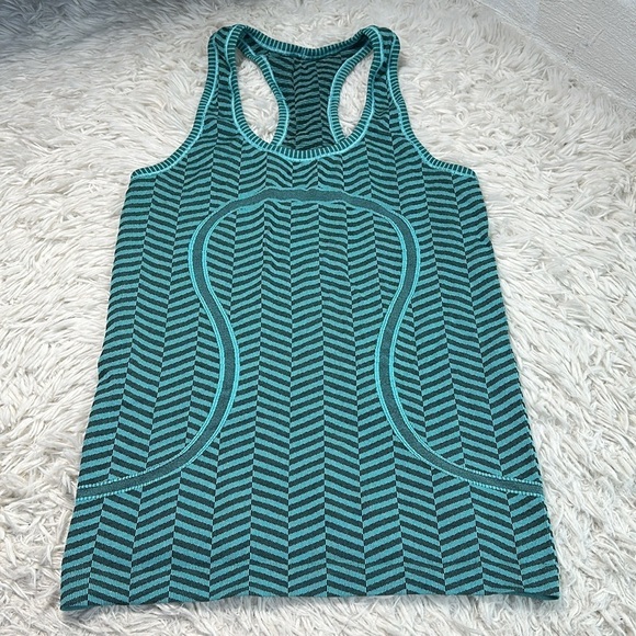 Lululemon Swiftly Tech Tank - Picture 1 of 3